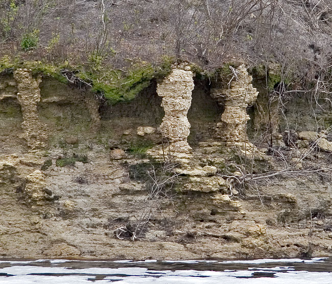 [Big Shoals: Stone Pillars]